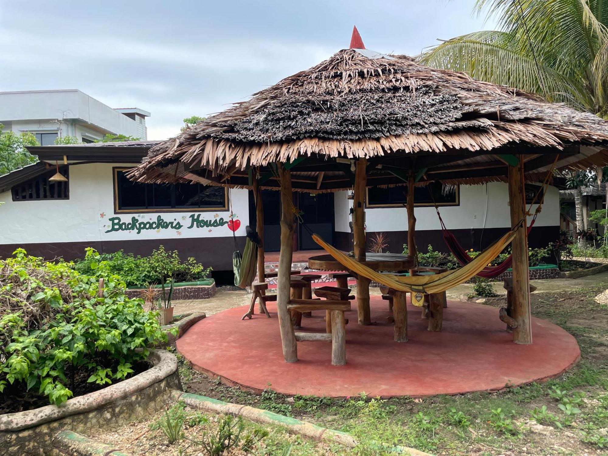 Chelle'S Guesthouse And Backpackers 시퀴조르 외부 사진