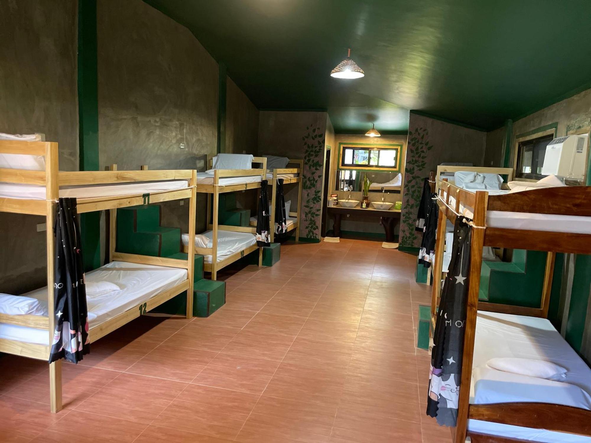 Chelle'S Guesthouse And Backpackers 시퀴조르 외부 사진