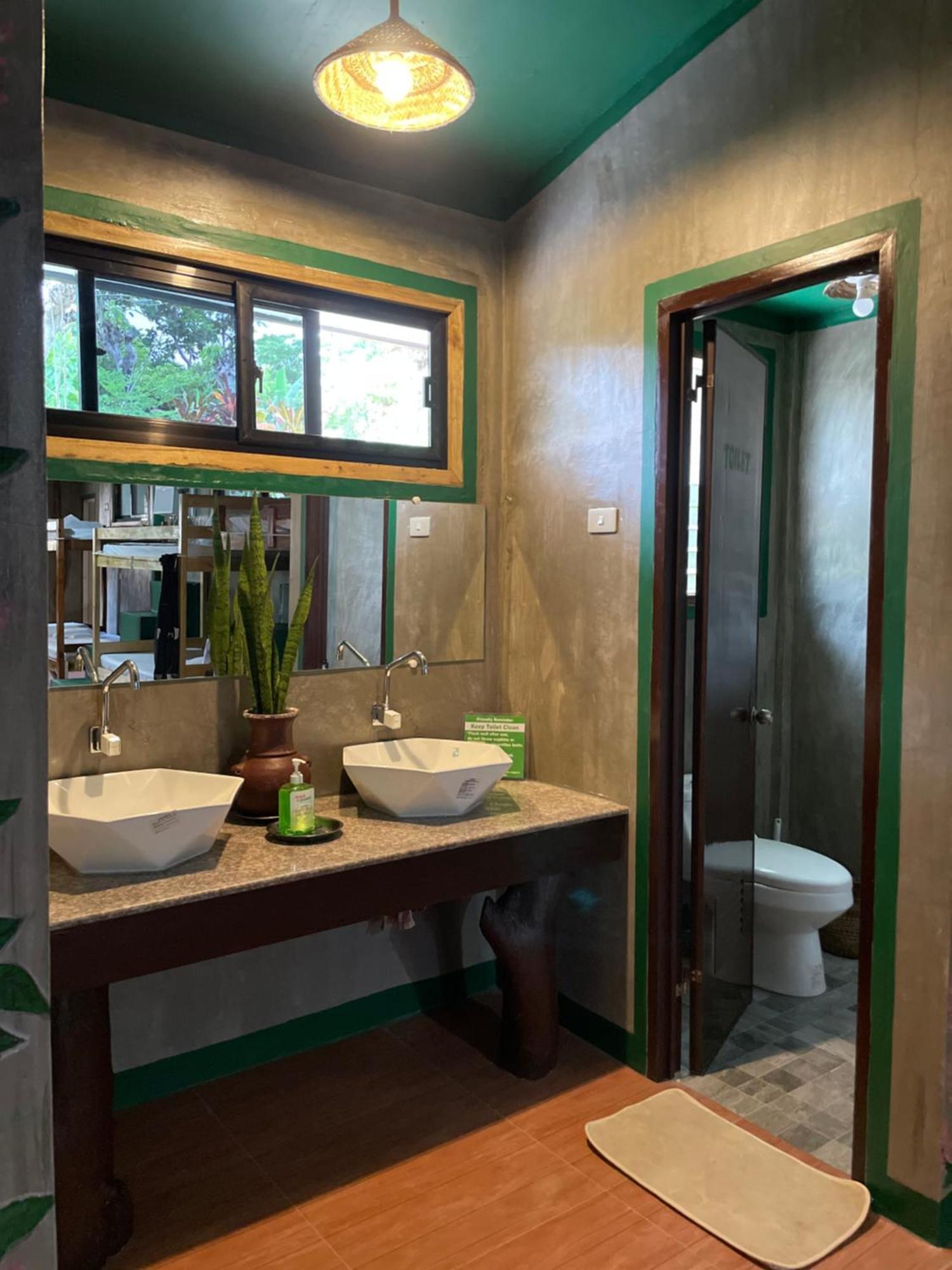 Chelle'S Guesthouse And Backpackers 시퀴조르 외부 사진